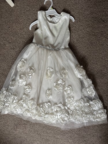 White princess flower girl - princess,