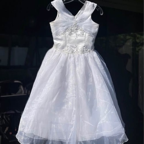 White beaded flower - white,