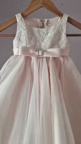 Flower girl wedding bridesmaid - flower,