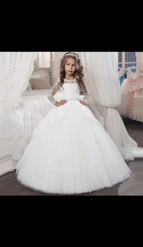 Wedding party flower girl - party,
