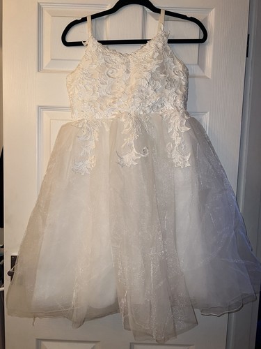 Flower girl first - first, communion
